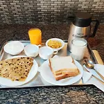 Hotel Star Lodge-Near Temple-Best Choice Of Travellers By Morservices