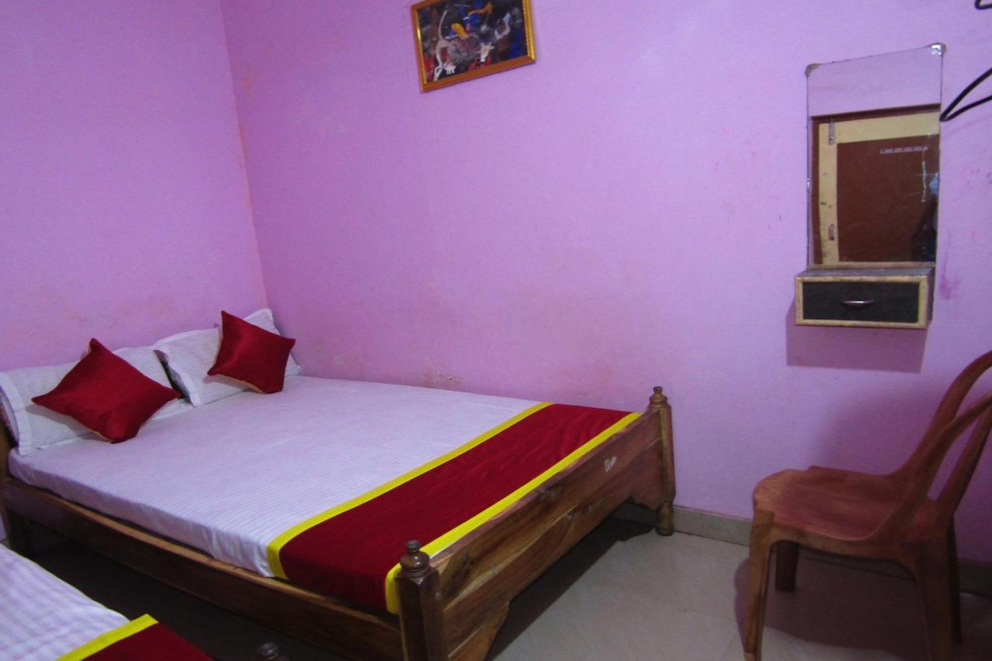Hotel Star Lodge-near Temple-best Choice Of Travellers By Morservices 3*